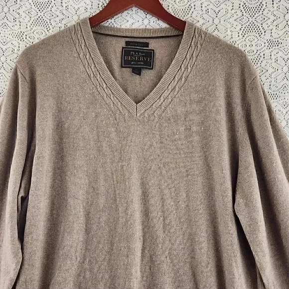 Jos.A Banks Wool Cashmere Blend V Neck Pull over Men's Sweater *Italy * XL - Picture 3 of 8